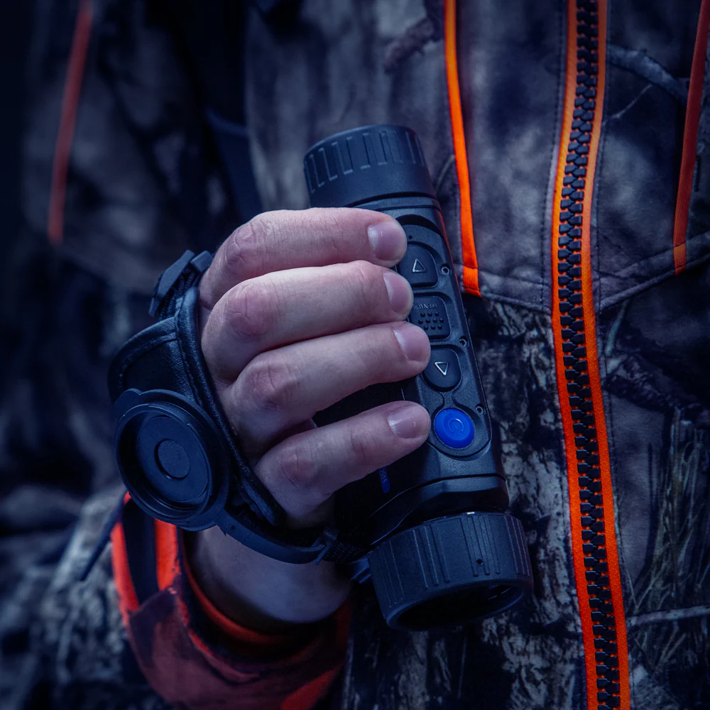 Axion XQ38 Thermal Monocular - Image 22